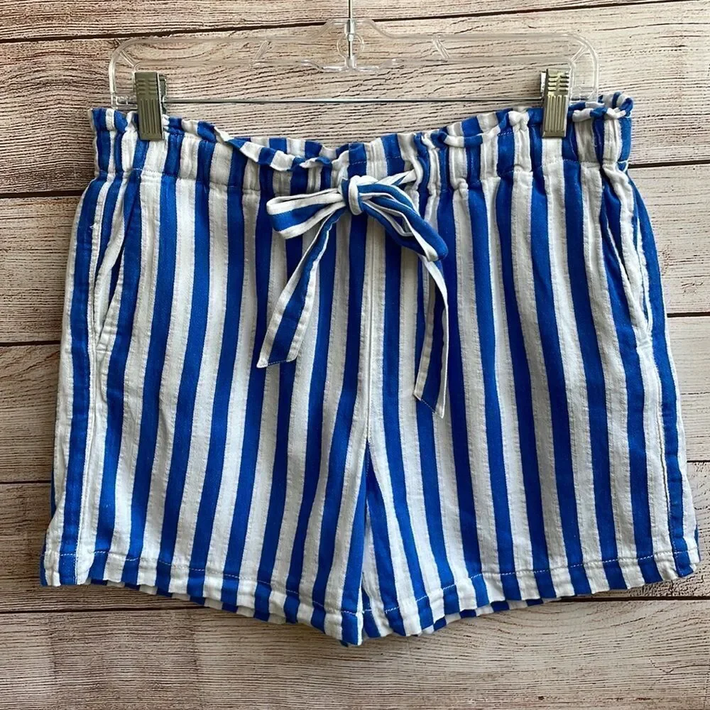 J CREW LINEN BLEND PAPERBAG WAIST SHORTS‎ IN BLUE AND WHITE STRIPES